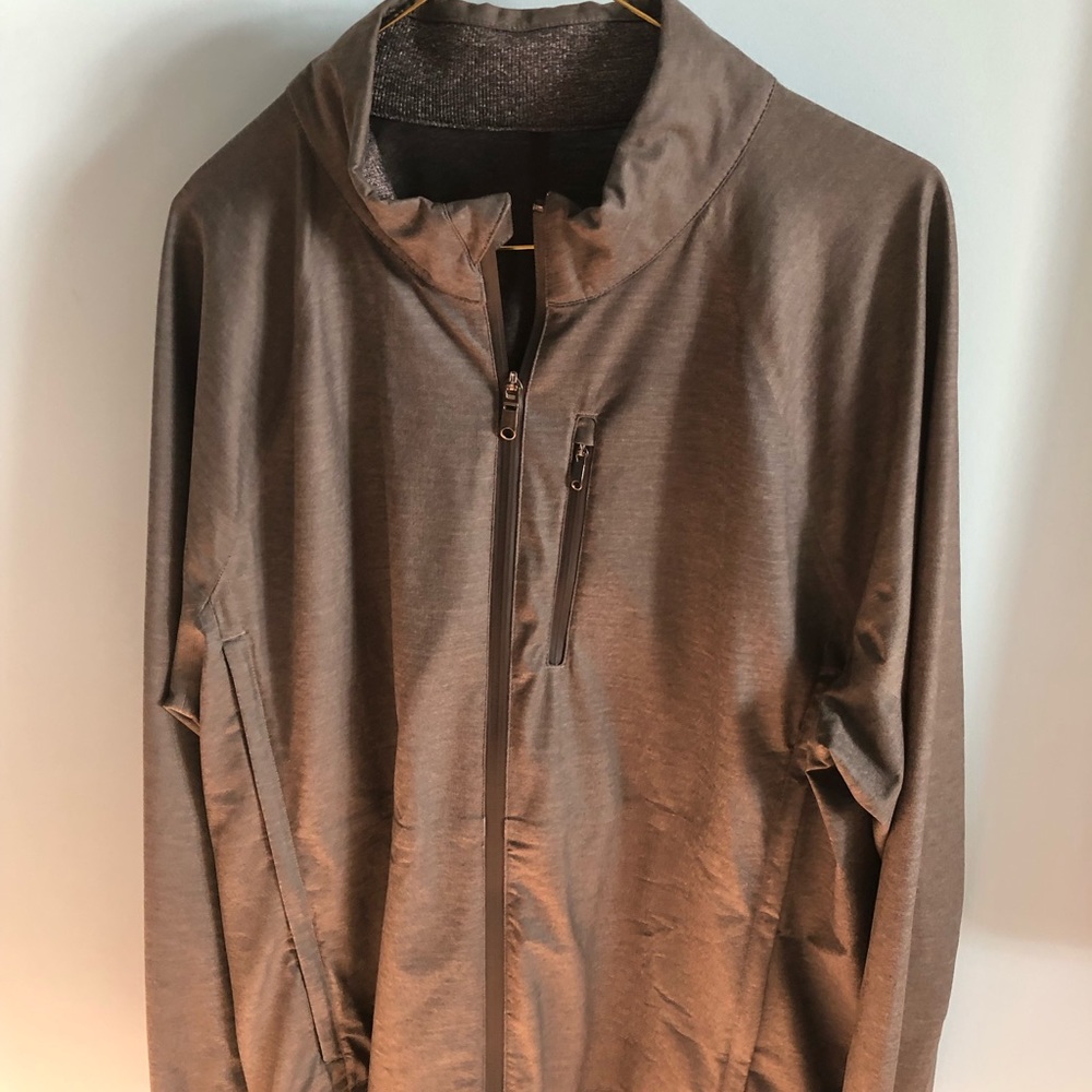 Lululemon Men’s lightweight jacket - like new
